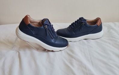 Clarks tivoli zip Size 6 eu 39.5 Navy leather in excellent condition