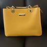 hand bag Image 3