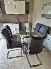 Kitchen Table & Chairs