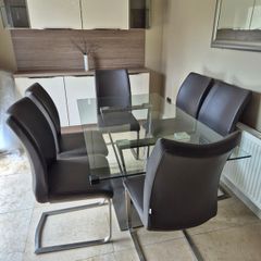 Kitchen Table & Chairs
