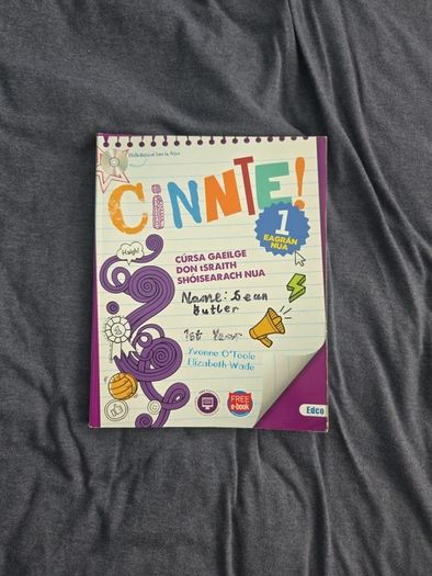Cinnte! 1 Eagran Nua (textbook)