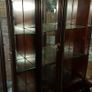 Mahogany display cabinet with lights & mirrors Image 2