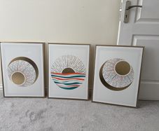 Wall pictures / art