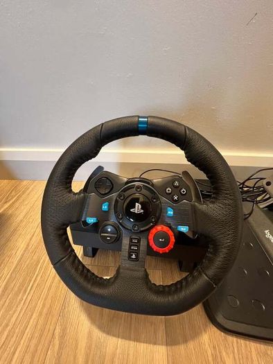 Logitech G29 racing sim wheel and pedals