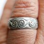 Vintage 925 Sterling Silver Celtic spiral band Ring size Q - 5.0g Image 8