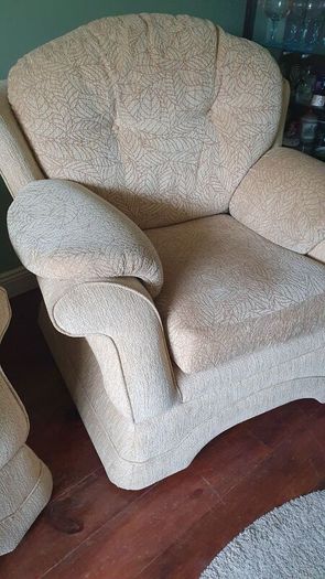 sitting room suite