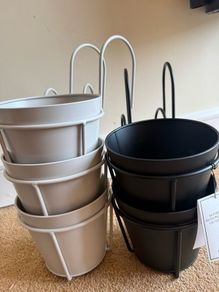 Indoor/outdoor use - 9 plant pots from H&M