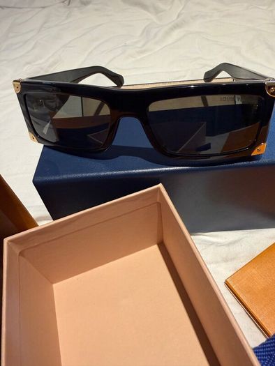 Louis Vuitton LV Heritage Low Square Sunglasses