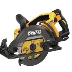 DeWalt DCS577 Flexvolt 60V Max 7-1/4" wormdrive style saw (bare tool)