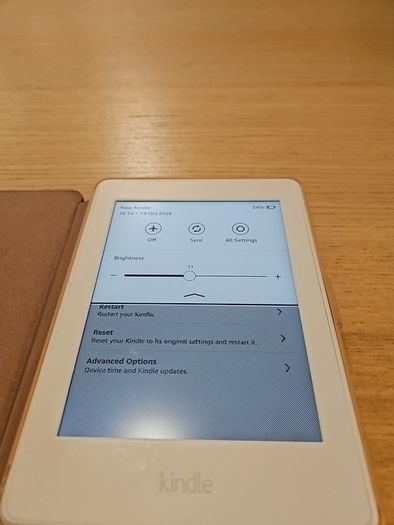 Kindle Paperwhite 7th Gen with Ads