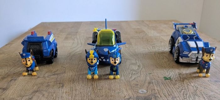 chase paw patrolr car &figure