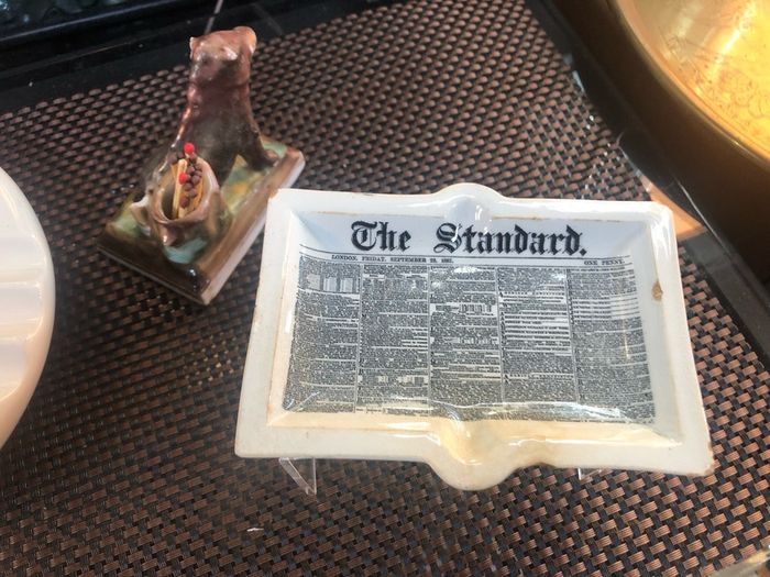 Ashtray " London Standard" Newspaper 23/09/1887