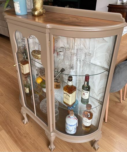 vintage drinks cabinet