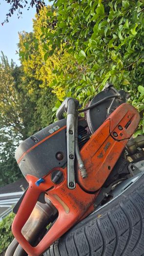 petrol chainsaw leaf blower concrete saw hedge clipper