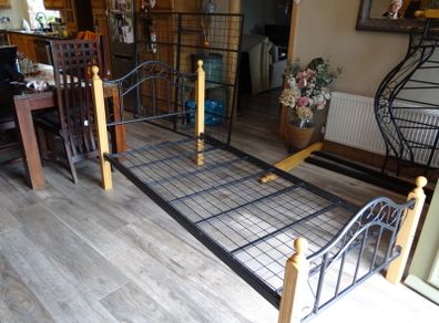 Single bed frame