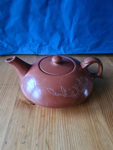 Terracotta Chinese Tea Pot 1970s. VINTAGE. Good Condition.