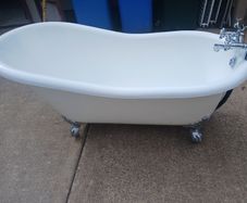 Cast iron slipper  bath