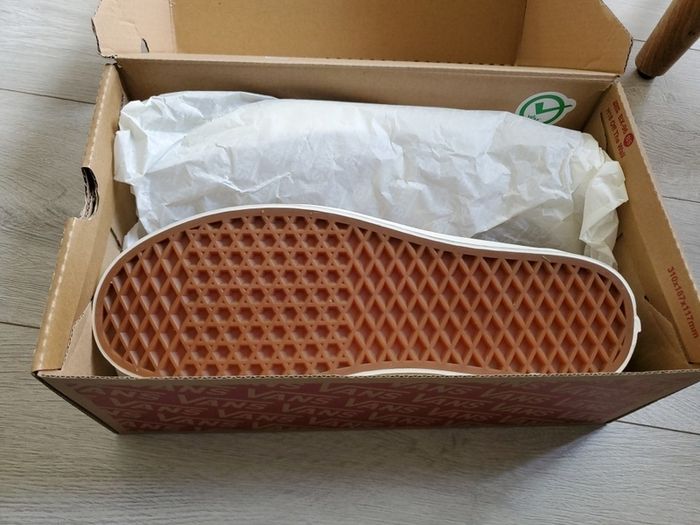 Men's shoes