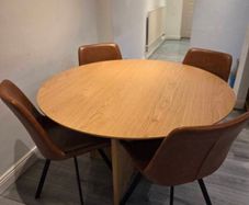 Round Dining Table with 4 Chairs