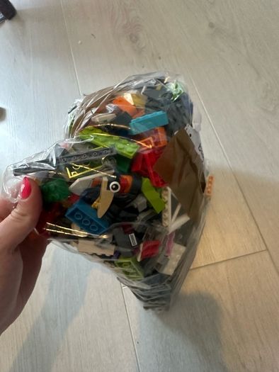 1kg bag of mixed Lego