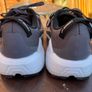 Brooks size 9 Image 3