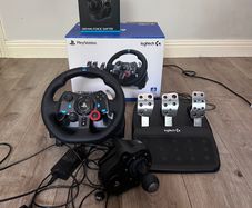 Logitech G29 Driving Force Racing Wheel Playstation-PC