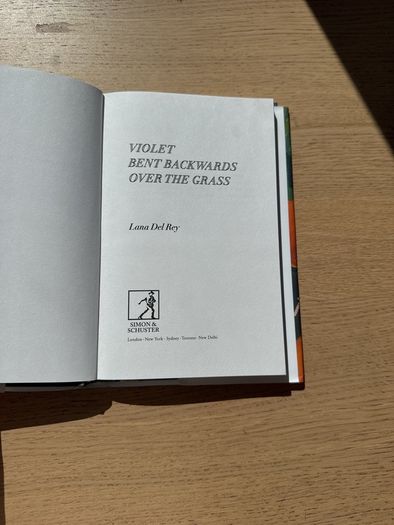Lana Del Rey Poetry Book - Violet Bent Backwards Over The Grass