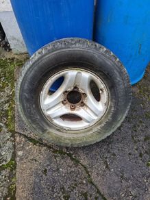 toyota landcruiser 2002 single wheel