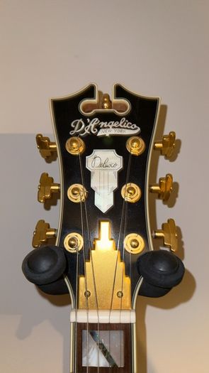 D'Angelico deluxe Brighton electric guitar