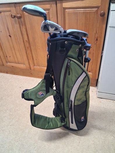 Golf Clubs. US Kids Golf Set For Right Handed 9 To 10 Year Old.Collect In Dublin Or Receive Via Post. .