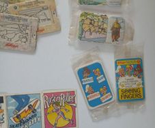 Scrace lot of 1980s retro cereal freebies . Kelloggs Rice crispies , sugar puffs stickers games and cards .