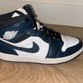 Jordan 1s Navy Men's Image 2