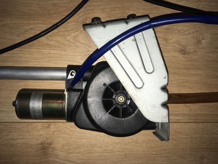 Nissan figaro aerial / antenna