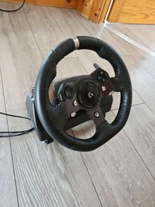 Logitech G920 steering wheel + shifter