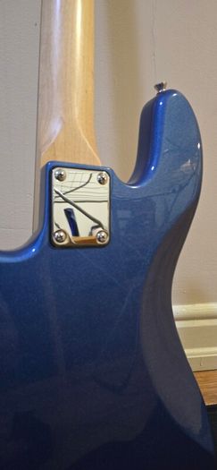Bass Harley Benton, Jazz style, as new