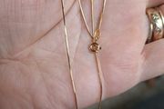 9ct gold necklace