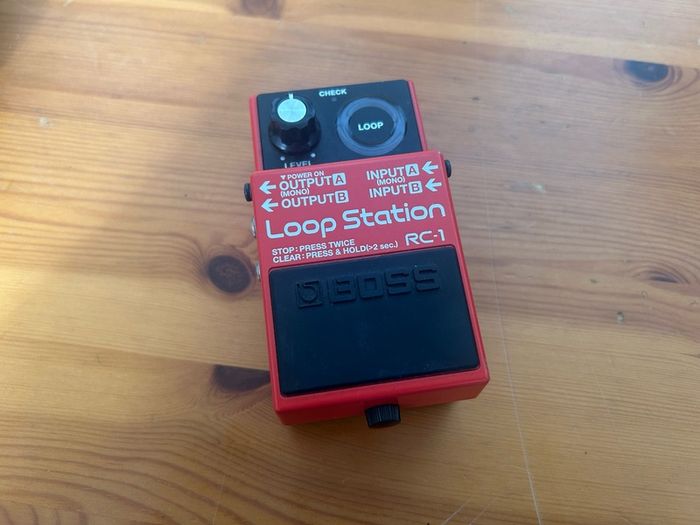 Boss RC-1