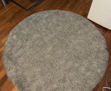 round rug