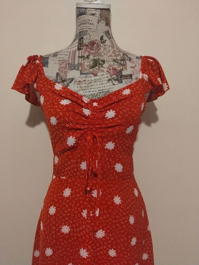 Qed London Floral Dress, New With Tags