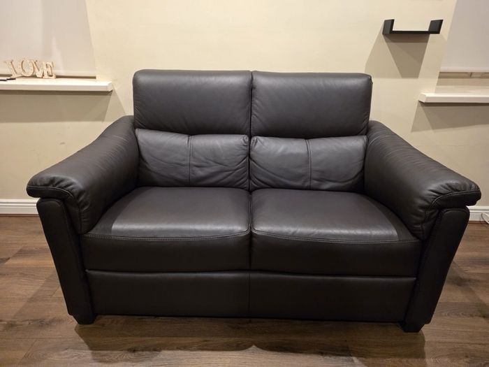 Natuzzi Brown Leather 3 seater recliner n 2 seater