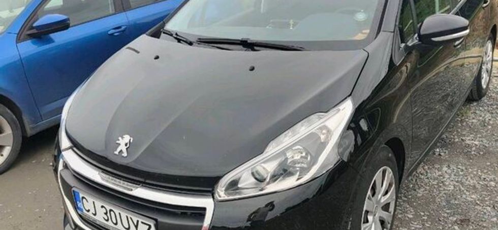 LHD Peugeot 208