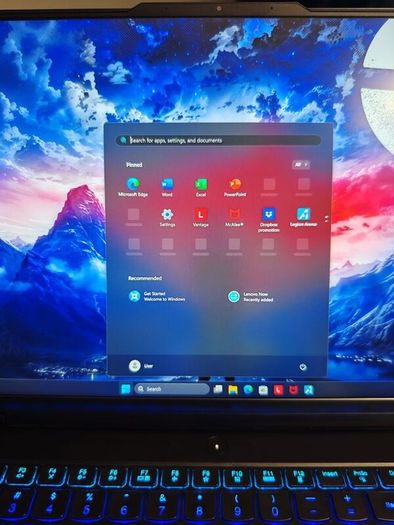 Lenovo Legion Pro 7i Gen 9 | RTX 4080 | i9-14900HX | 32GB | 2TB | Slight Dent