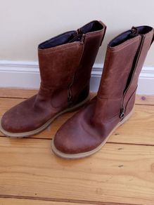 Ladies Timberland Boots Size 8/41.5