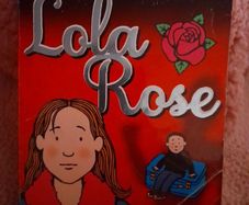 Lola rose