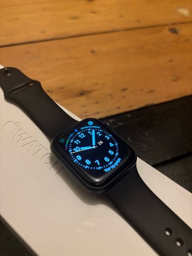 Apple Watch Series 4