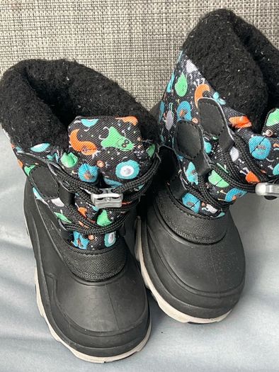 boy winter boots size 22/25
