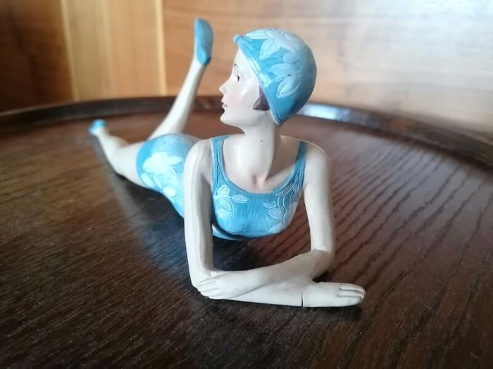 Figurine