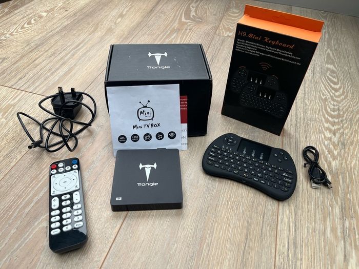 Trongle S3 - 4K Mini TV Box & Mini Keyboard Remote