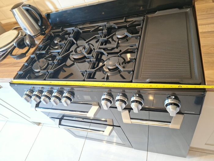 Aga type Leisure 100cm cuisinemaster dual cooker
