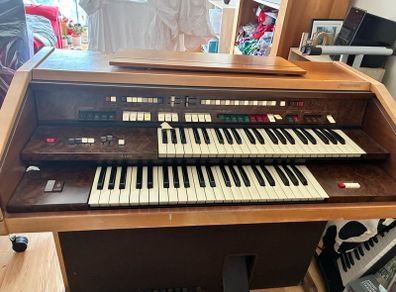 Electric Organ with Music Stool